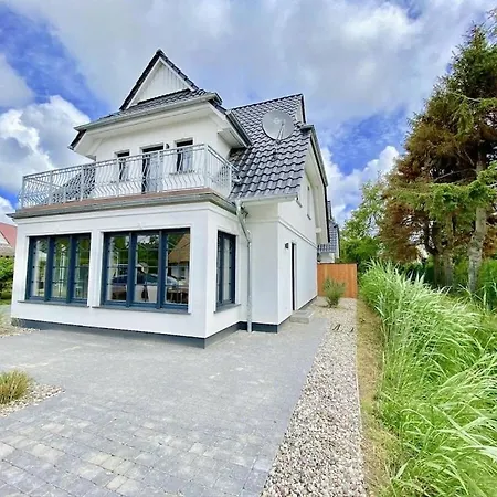 In With Swimming Pool Feriehus Zingst