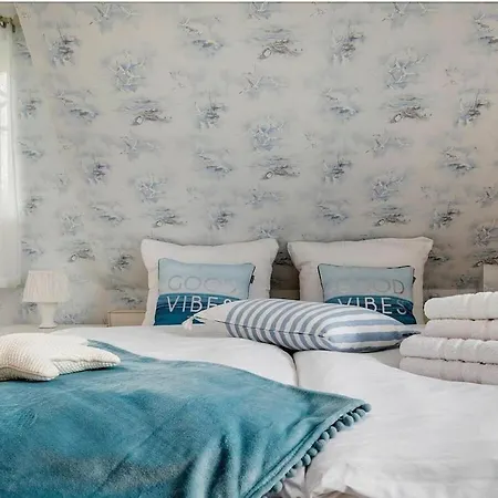 In With Swimming Pool *