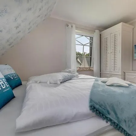 Feriehus In With Swimming Pool Zingst