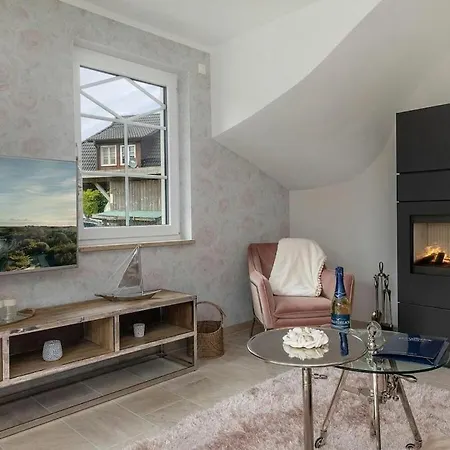 In With Swimming Pool * Zingst