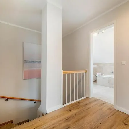 In With Swimming Pool Feriehus *