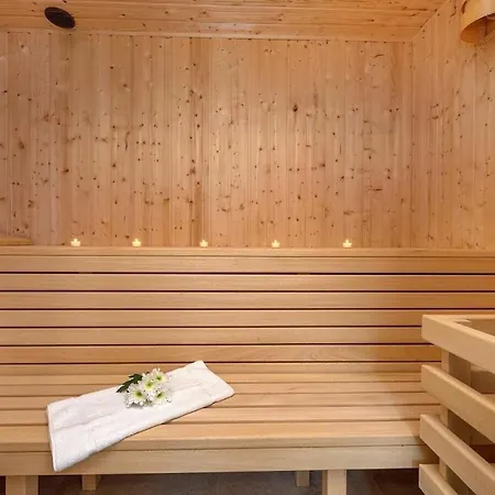 Feriehus In With Swimming Pool